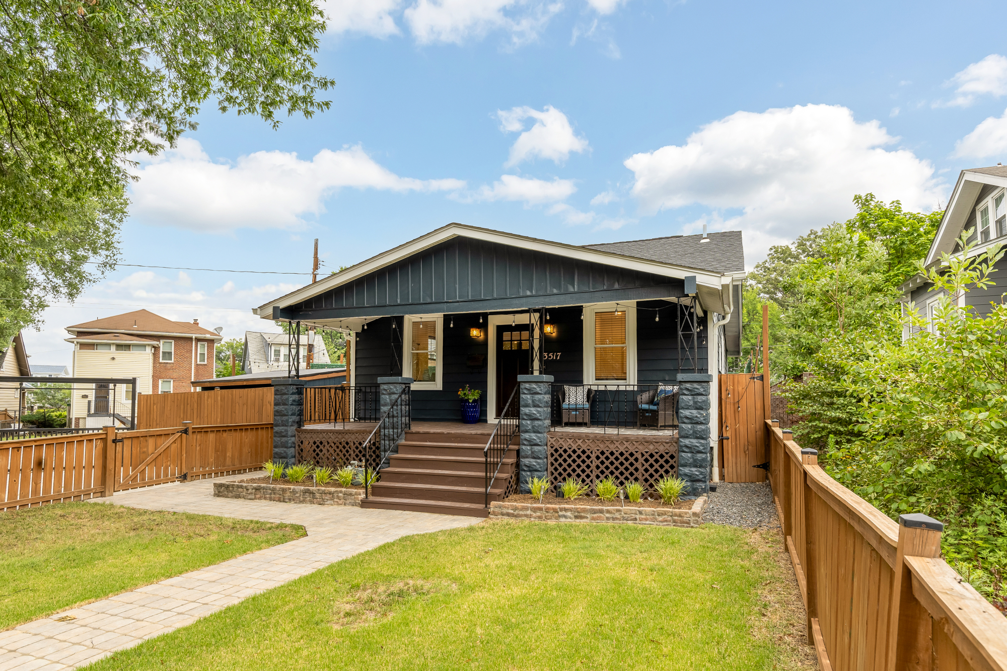 3517 South Dakota Avenue NE_Exterior